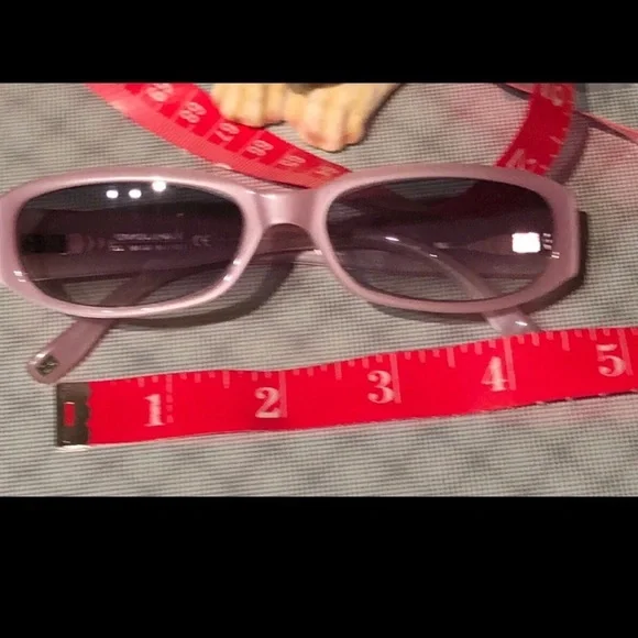 Giorgio Armani sunglasses. - like new - Picture 3 of 5